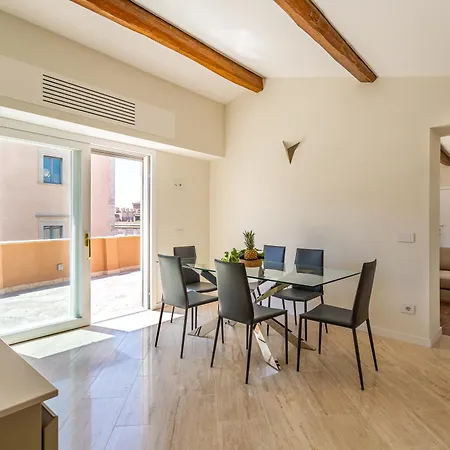 Iflat Luxury Penthouse Near Trevi Fountain דירה *