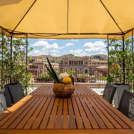 Apartment Iflat Luxury Penthouse Near Trevi Fountain *